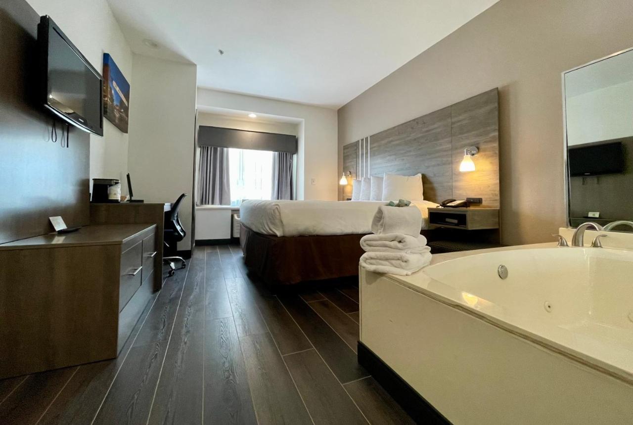 Western & Hotel Roanoke